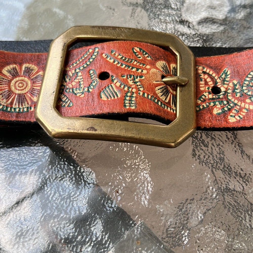 Unisex leather belt .. 42”